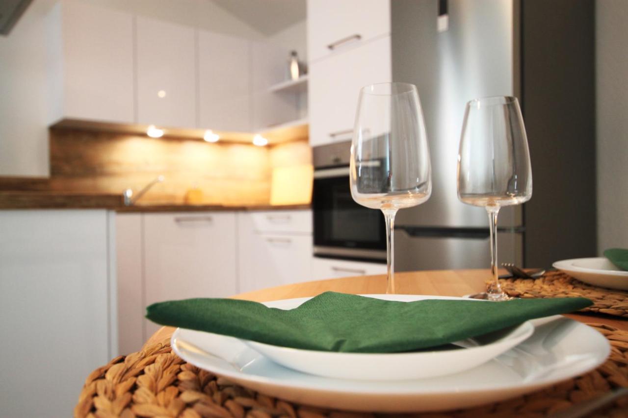 Apartment Meerzeit Mit Terrasse Husum  Exterior foto