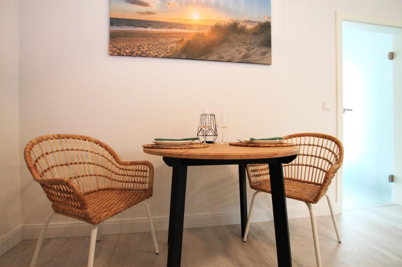 Apartment Meerzeit Mit Terrasse Husum  Exterior foto